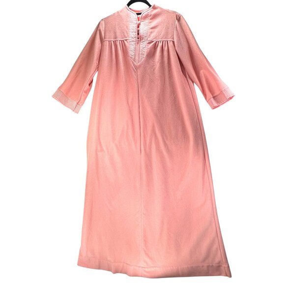 Heiress Other - Vtg Heiress NWT Pink Bath Robe Small Quilted Trim USA Union Made Belt